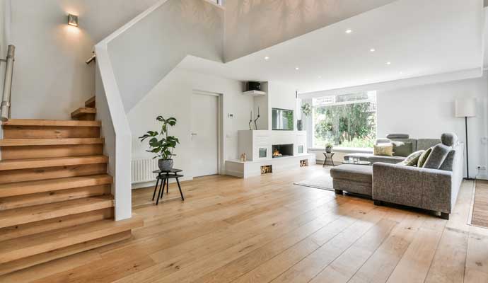 Clean hardwood floor room